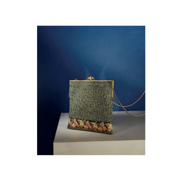 Vintage kor with crown(K23)